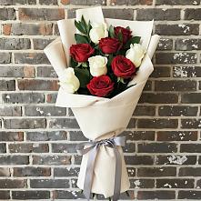 Букет цветов из:  Розы в Локомотивный