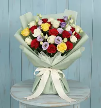 Букет цветов из:  Розы в Локомотивный