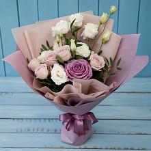 Букет цветов из:  Розы и Лизиантусы в Локомотивный