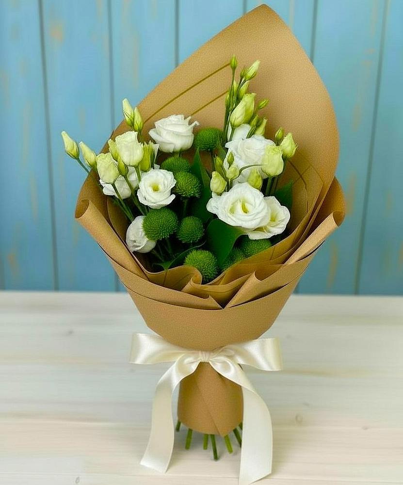 Букет цветов из: Хризантемы и Лизиантусы в Локомотивный