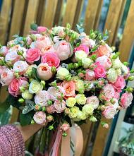 Букет цветов из:  Розы #REPLACE_PRED# Локомотивный