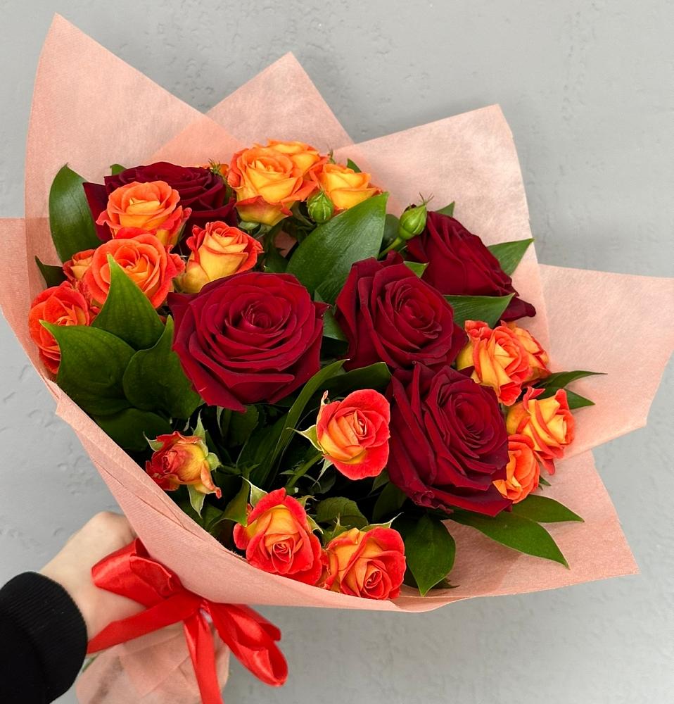 Букет Любовь и восторг в Локомотивный