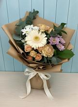 Букет цветов из:  Герберы и Хризантемы в Локомотивный