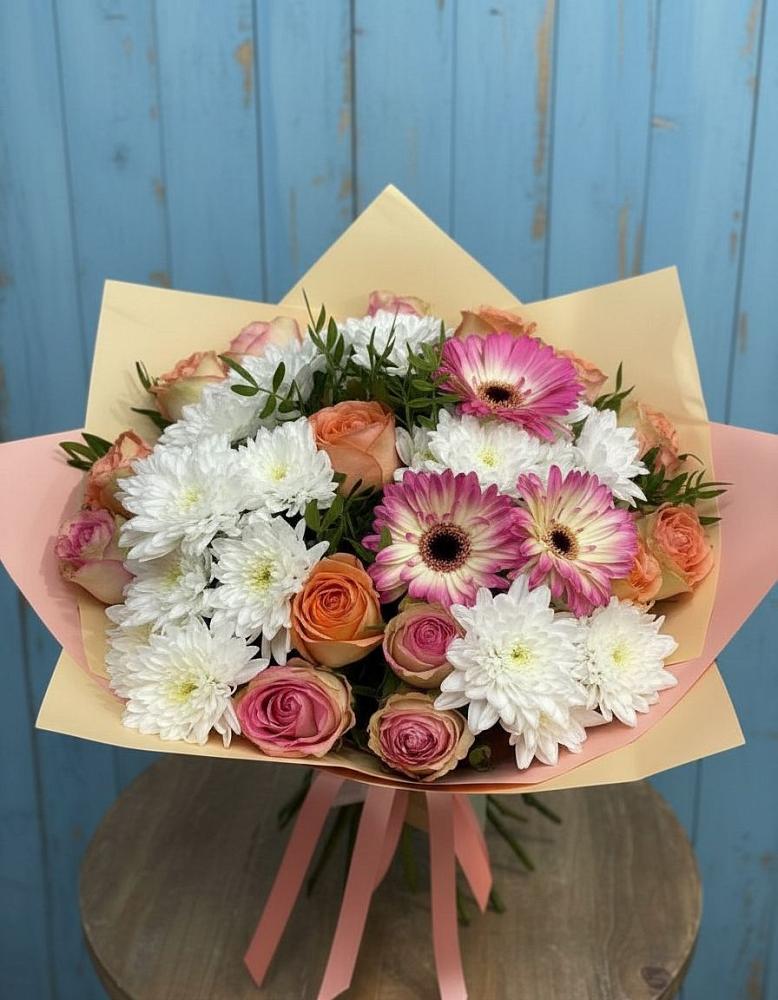Букет цветов из: Розы, Герберы и Хризантемы в Локомотивный