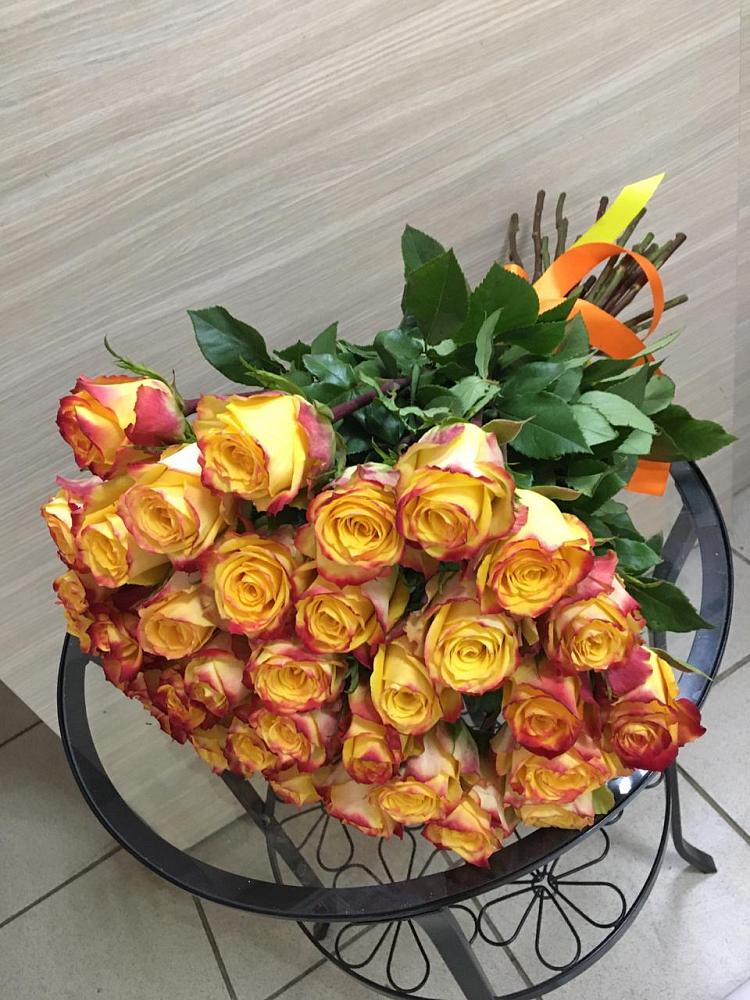 Букет Желтые розы в Локомотивный