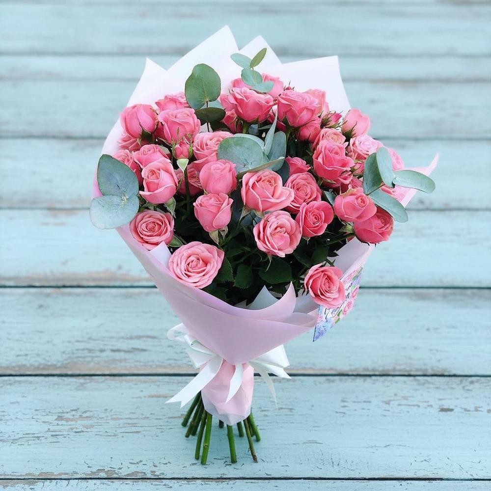 Букет Леди совершенство в Локомотивный