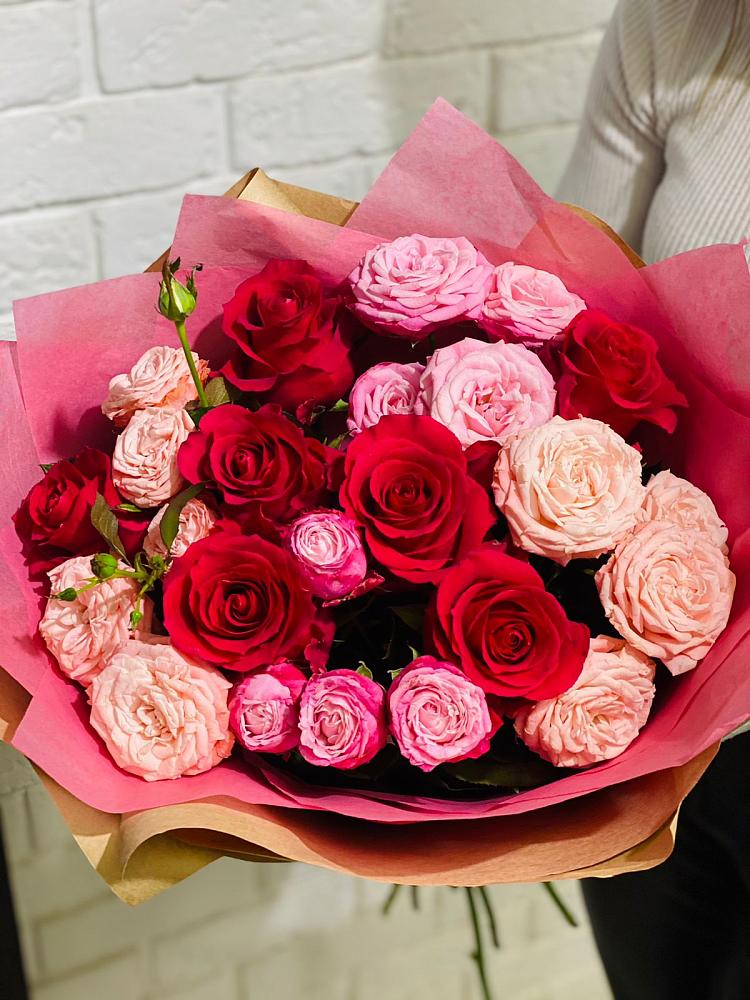 Букет цветов из: Розы в Локомотивный