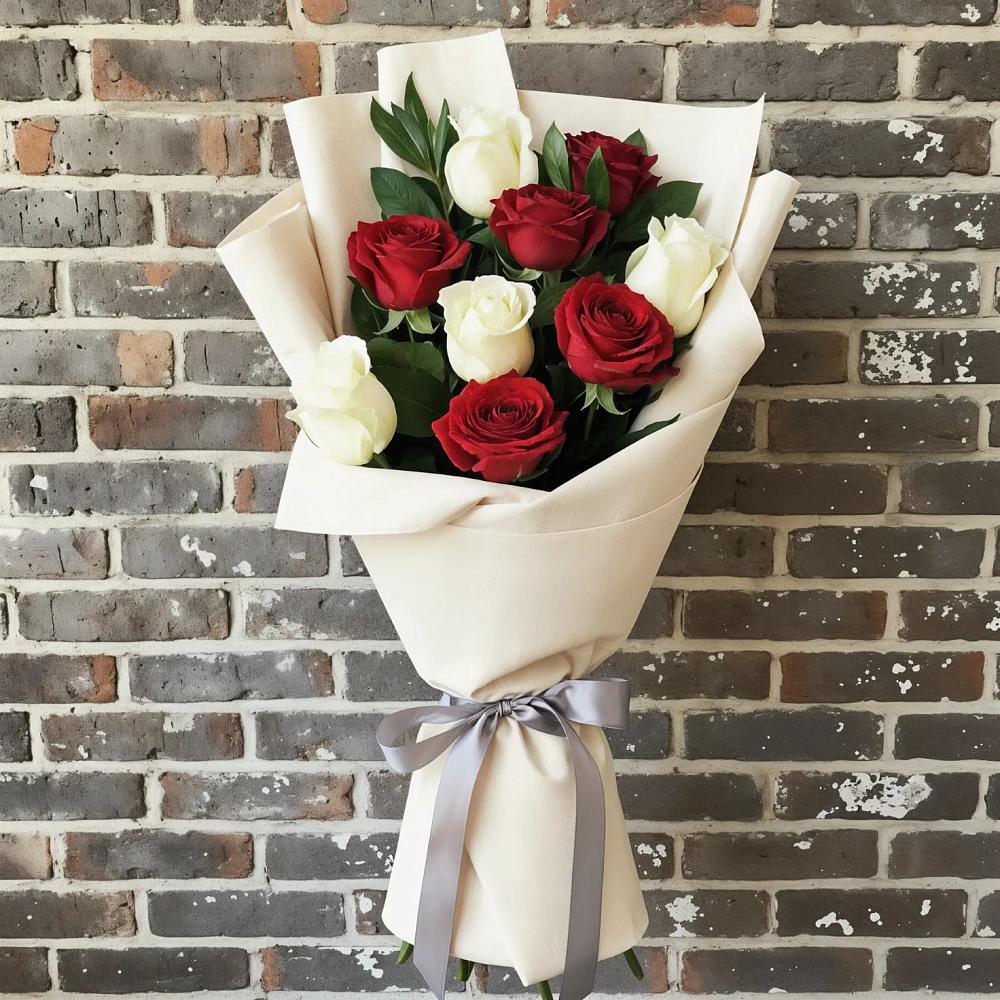 Букет цветов из: Розы в Локомотивный