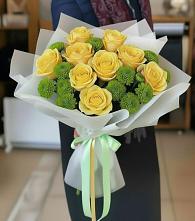Букет цветов из:  Хризантемы и Розы в Локомотивный