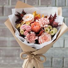 Букет цветов из:  Гвоздики, Хризантемы и Розы #REPLACE_PRED# Локомотивный