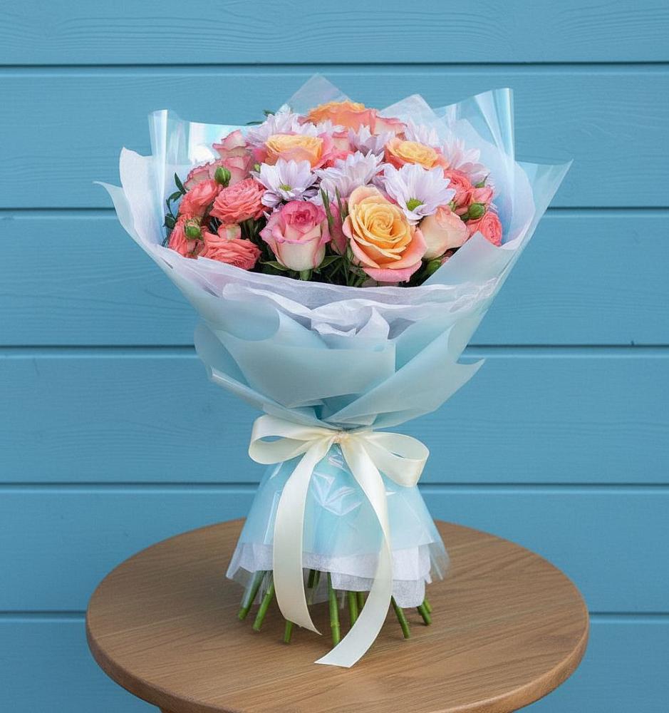 Букет цветов из: Хризантемы и Розы в Локомотивный