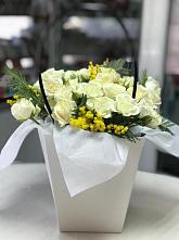 Цветочная композиция из Розы  в Локомотивный
