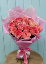 Букет 15 Розовых роз Равель в Локомотивный