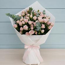 Букет цветов из:  Розы в Локомотивный