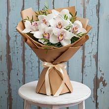 Букет цветов из:  Орхидеи и Розы в Локомотивный