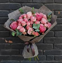 Букет цветов из:  Розы в Локомотивный