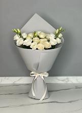 Букет цветов из:  Розы и Лизиантусы в Локомотивный